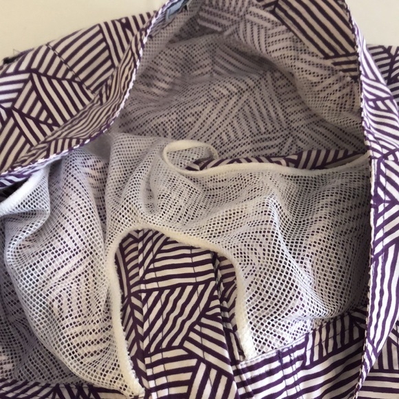 Men’s purple and white graphic trunk shorts - Picture 7 of 7